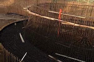 甘孜砼烟囱新建施工现场