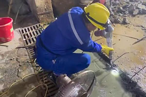 甘孜地下室伸缩缝堵漏施工视频